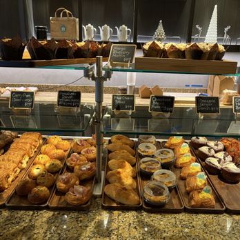 Halekulani Bakery - Pastries and prices December 2025 - Bakeries Near Me - Honolulu, Hawaii Halekulani Bakery - Pastries and prices December 2025 - Bakeries Near Me - Honolulu, Hawaii
