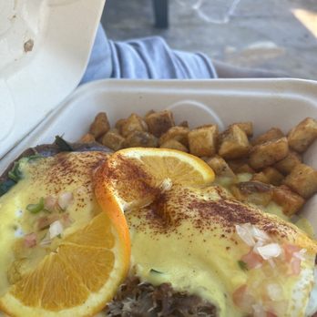 Eggs 'n Things - Kalua Pig Benedict on Taro Bun-so good - Breakfast & Brunch Near Me - Honolulu, Hawaii