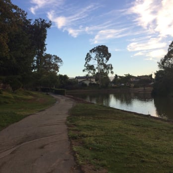 Lakeshore Park - Parks Near Me - Newark, California