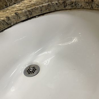 Planet Fitness - Sink mold - Gyms Near Me - Delray Beach, Florida