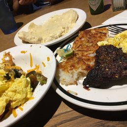 Veggie bowl lots of good ones and early steak and eggs best hash browns. And early biscuit and drinks.