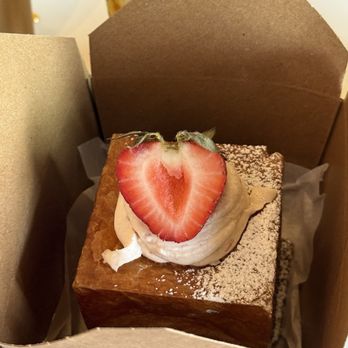 Le Kream - Strawberry cream - Desserts Near Me - Houston, Texas Le Kream - Strawberry cream - Desserts Near Me - Houston, Texas