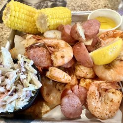Shuckin' Shack Oyster Bar - Low Country Boil