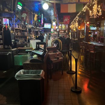Silky O'Sullivan's - Bars Near Me - Memphis, Tennessee