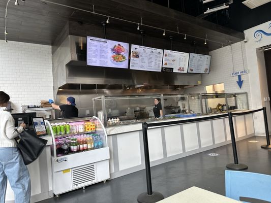 Yoki Express - Asian kitchen & Poke Bowls by null