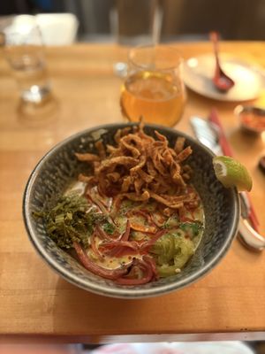 The Honey Paw by null