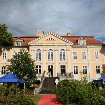 Schloss Stülpe - Venues & Event Spaces Near Me - Nuthe-Urstromtal, BB