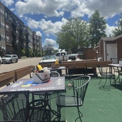 Vic's Bar & Grill - Outside