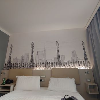 43 Station Hotel - Awesome mural - Hotels Near Me - Milan, Michigan 43 Station Hotel - Awesome mural - Hotels Near Me - Milan, Michigan