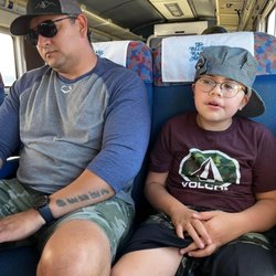 Bluegrass Railroad Museum - Bored faces