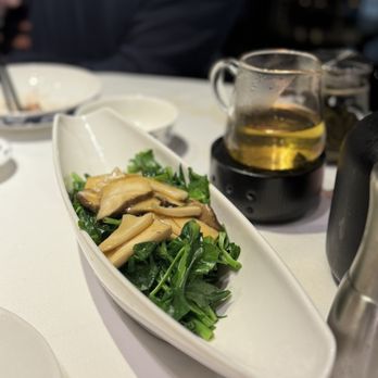 Jumbo Lobster Restaurant - Seafood Near Me - Richmond Hill, Ontario