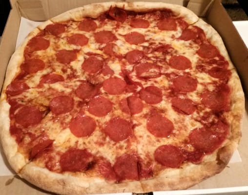 Vinny and ThozeGuyz Pizzeria by null