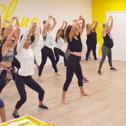 PopFit - Dance like a backup dancer for Britney or Beyonce- cardio style! Mix of flirty/sassy moves that you would see in any music video