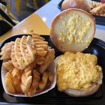 Gudetama Cafe - Kids meal (scrambled eggs) - Cafes Near Me - Buena Park, California Gudetama Cafe - Kids meal (scrambled eggs) - Cafes Near Me - Buena Park, California