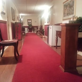 The Simpson Inn - Upstairs Hallway - Hotels Near Me - Seagraves, Texas The Simpson Inn - Upstairs Hallway - Hotels Near Me - Seagraves, Texas