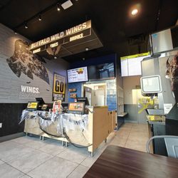 Buffalo Wild Wings Go - Interior (one TV part of the menu stopped working)