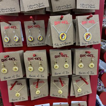 Buc-ee’s - Jewelry - Convenience Stores Near Me - Luling, Texas