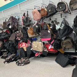 dd's DISCOUNTS