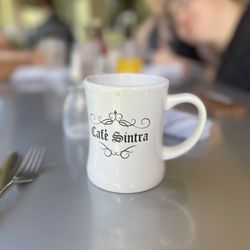 Cafe Sintra - Outdoor summer breakfast