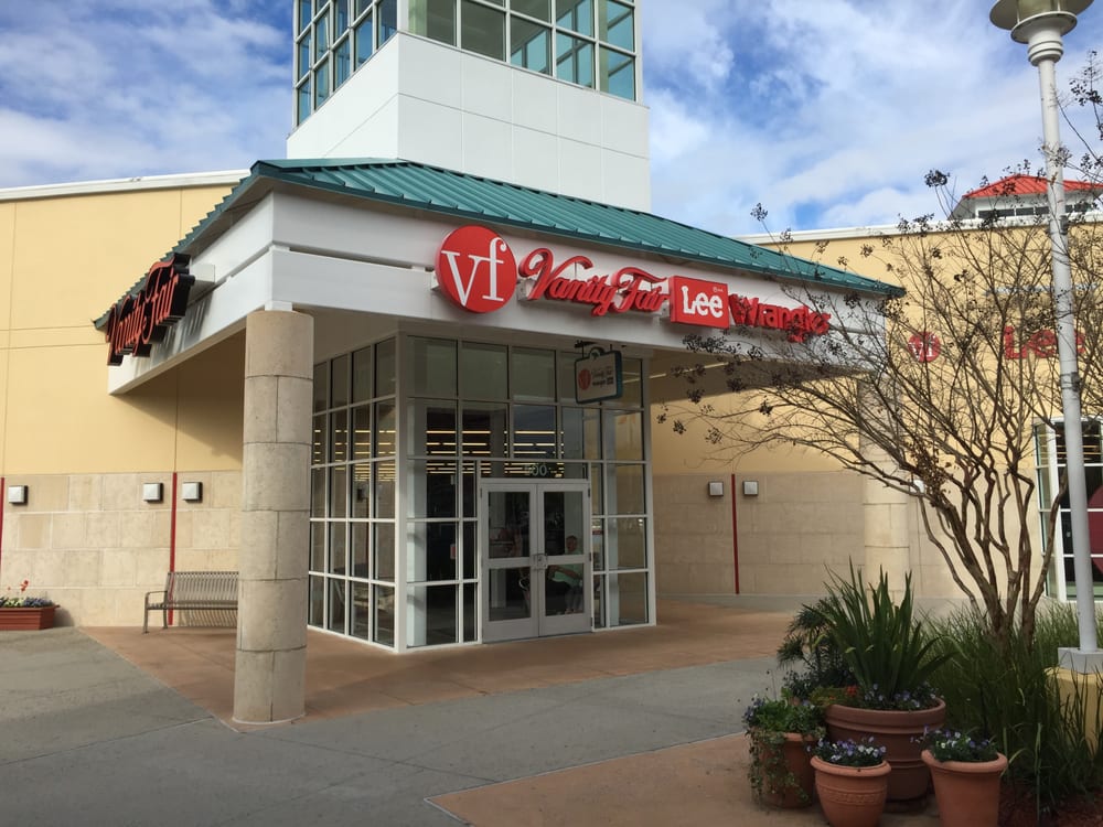 Vanity Fair Outlet, Myrtle Beach Roadtrippers