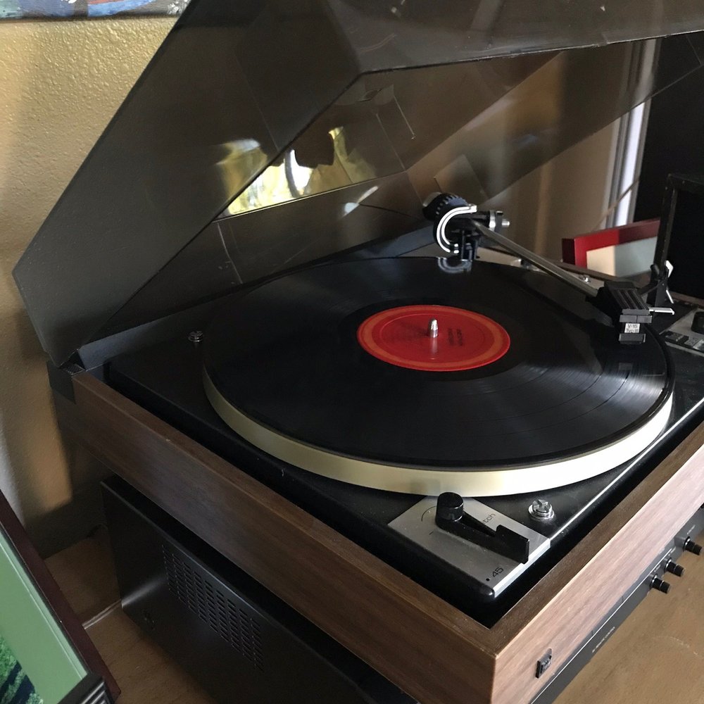 Turntable Turntable