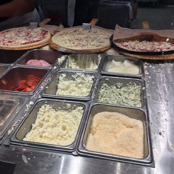 Blaze Pizza - The line - Salad Near Me - Williamsburg, Virginia