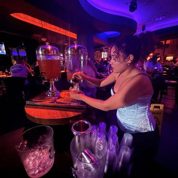 Blue Martini Lounge - Lounges Near Me - Orlando, Florida