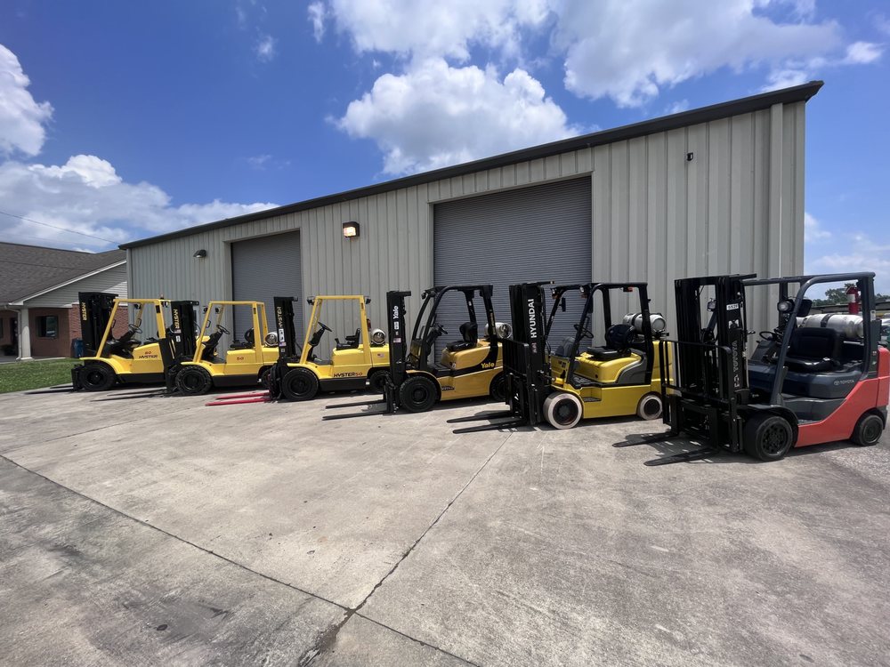 LAUNCHPAD LIQUIDATION Updated September 2024 10 Photos 1784 S