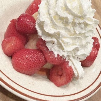 Totem Family Dining - Strawberry Shortcake - Breakfast & Brunch Near Me - Everett, Washington