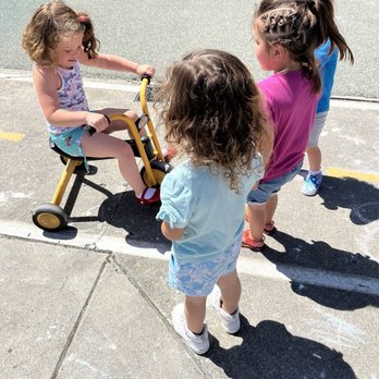 Rohnert Park KinderCare - Halle playing with her friends and sharing - Child Care & Day Care Near Me - Rohnert Park, California Rohnert Park KinderCare - Halle playing with her friends and sharing - Child Care & Day Care Near Me - Rohnert Park, California
