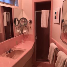 Sink, shower