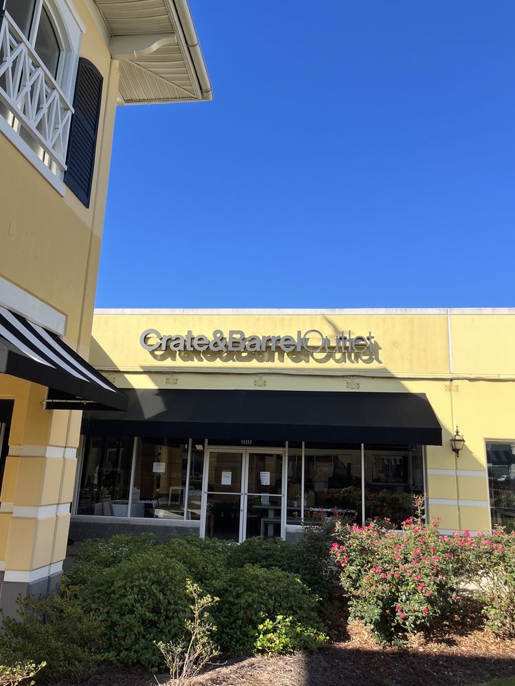 CRATE & BARREL Updated July 2024 1 Factory Shops Blvd, Gaffney
