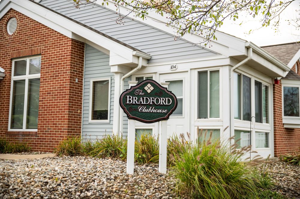 BRETHREN CARE VILLAGE Updated August 2024 21 Photos 2140 Center