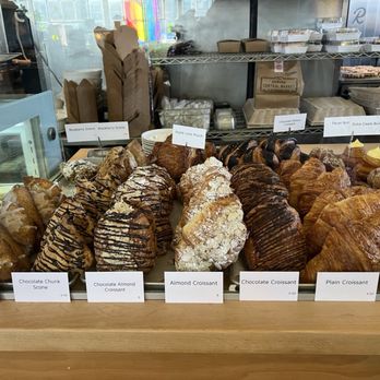 Izzio Bakery - Whatever you heart tells you to have - Bakeries Near Me - Denver, Colorado