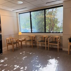 Fusion Dental - Ashburn - Waiting area, Fusion Dental Ashburn. Dentist in Ashburn, VA.