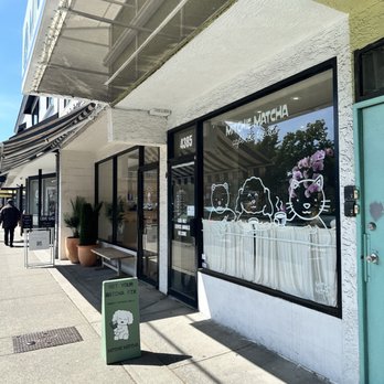 Mitchie Matcha - Coffee & Tea Near Me - Vancouver, British Columbia