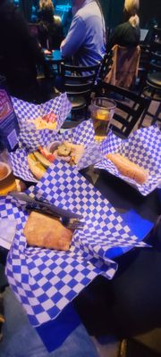 Wrigleyville South Dogs & Beef by null