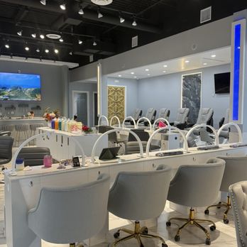 Posh Nails Bar - Nail Salons Near Me - Missouri City, Texas