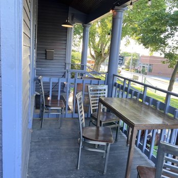 Van Gogh Wine Bar - Outside - Wine Bars Near Me - Nashville, Tennessee Van Gogh Wine Bar - Outside - Wine Bars Near Me - Nashville, Tennessee