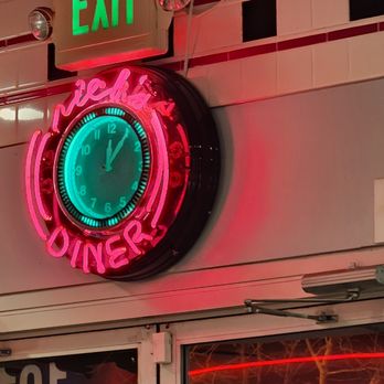 Rick's Dessert Diner - Rock around the clock but don't expect the time to be correct, we were there at 7:30pm - Desserts Near Me - Sacramento, California
