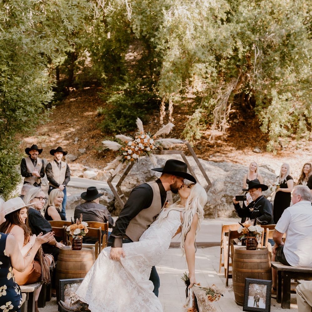 Pond Oaks - Venues & Event Spaces Near Me Pond Oaks - Venues & Event Spaces Near Me
