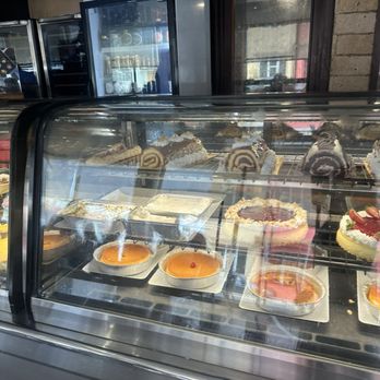 Kasalta - Pastry case number 3 - Spanish Near Me - San Juan, Puerto Rico