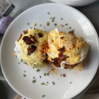 Main Road Biscuit - Egg benedict - Breakfast & Brunch Near Me - Jamesport, New York Main Road Biscuit - Egg benedict - Breakfast & Brunch Near Me - Jamesport, New York