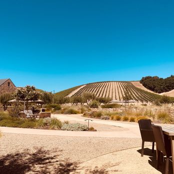 Niner Wine Estates - Wine Tasting Room Near Me - Paso Robles, California Niner Wine Estates - Wine Tasting Room Near Me - Paso Robles, California