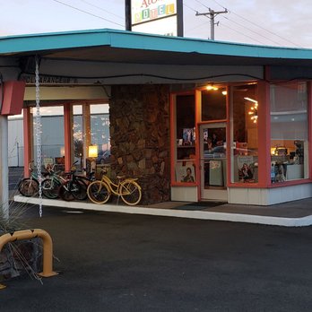 Atomic Motel - Loved the entrance - Hotels Near Me - Astoria, Oregon Atomic Motel - Loved the entrance - Hotels Near Me - Astoria, Oregon