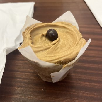 Baked & Wired - Dirty Chai Cupcake - Bakeries Near Me - Washington, DC, District of Columbia