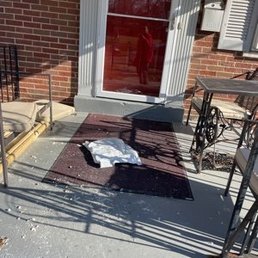 This is not my porch. Doesn't help when the address shown is 2 digit and all the addresses in my county are 4 digit or more. This is not my porch. Doesn't help when the address shown is 2 digit and all the addresses in my county are 4 digit or more.