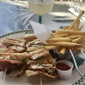 Barney's Beanery - Fried Chicken Club - Breakfast & Brunch Near Me - Santa Monica, California Barney's Beanery - Fried Chicken Club - Breakfast & Brunch Near Me - Santa Monica, California