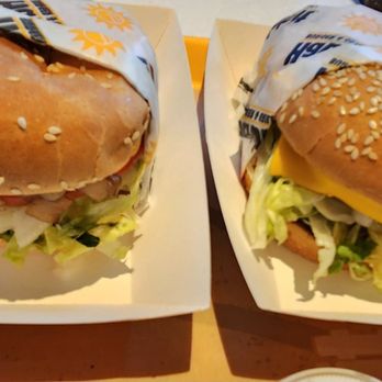 Habit Burger & Grill - Char grilled burger with cheese - Burgers Near Me - Jacksonville, Florida