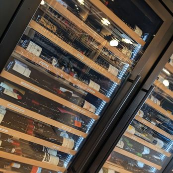 Maeva - Wine cooler - Cafes Near Me - Gilbert, Arizona